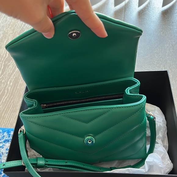 ❌SOLD❌ NEW Saint Laurent Toy Loulou Bag in Green Field - Picture 6 of 14